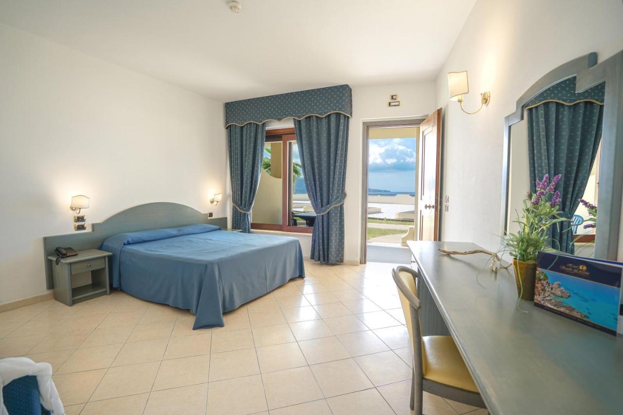 Hotel Scoglio Del Leone Zambrone Esterno foto