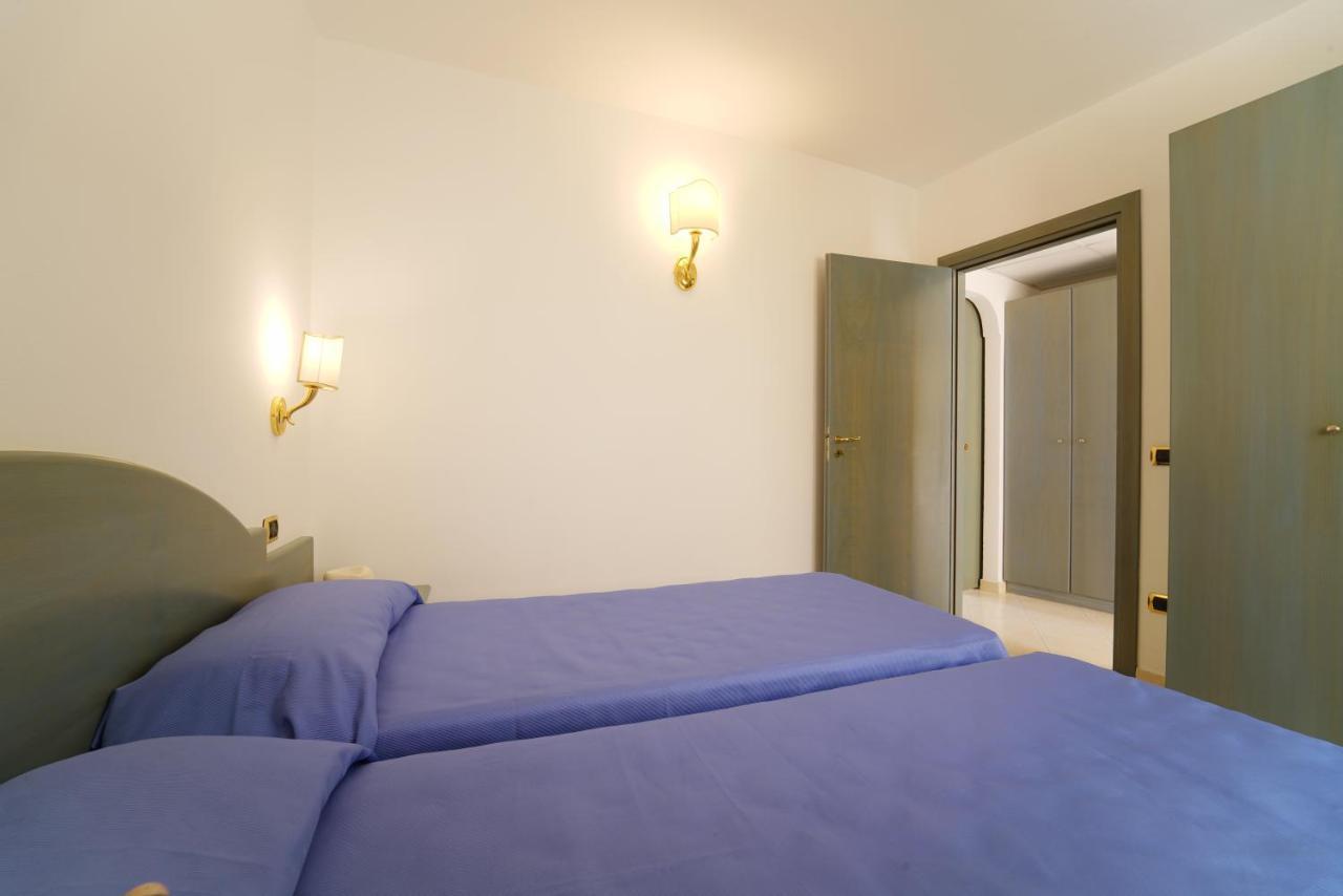 Hotel Scoglio Del Leone Zambrone Esterno foto